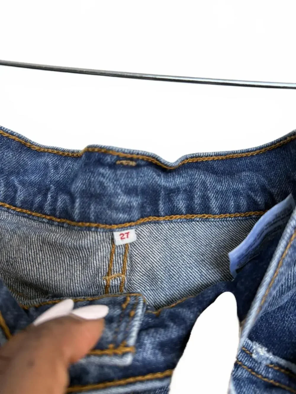 Levi's Distressed Denim‎ Cut-Off Shorts 27
